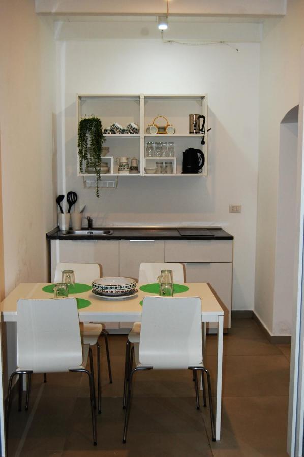 Amalo Guest House Бари Экстерьер фото