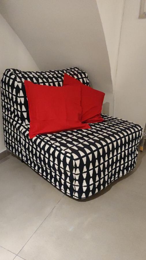 Amalo Guest House Бари Экстерьер фото