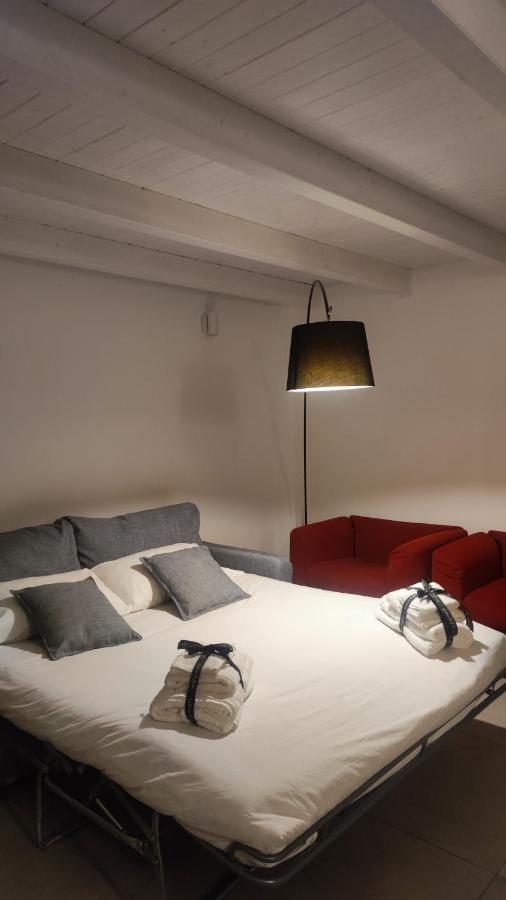 Amalo Guest House Бари Экстерьер фото